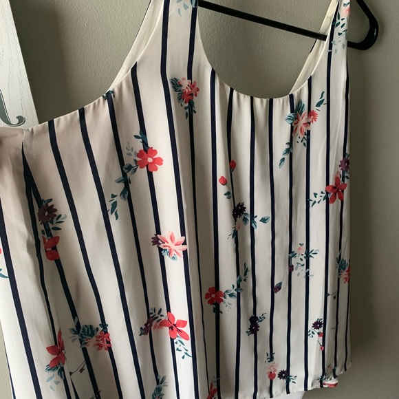 12 Reversible Reitmans Blouse - Picture 5 of 12